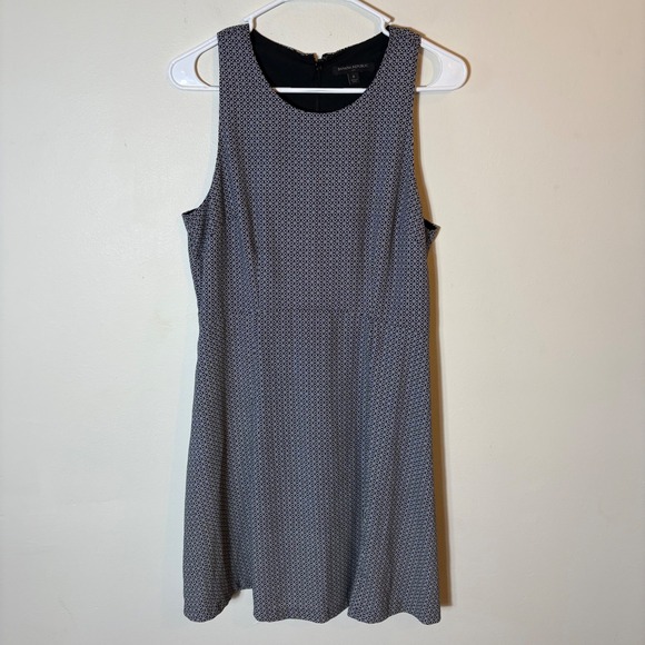 Banana Republic Dresses & Skirts - Banana Republic Black White Geometric Sleeveless Career Dress Size‎ 8